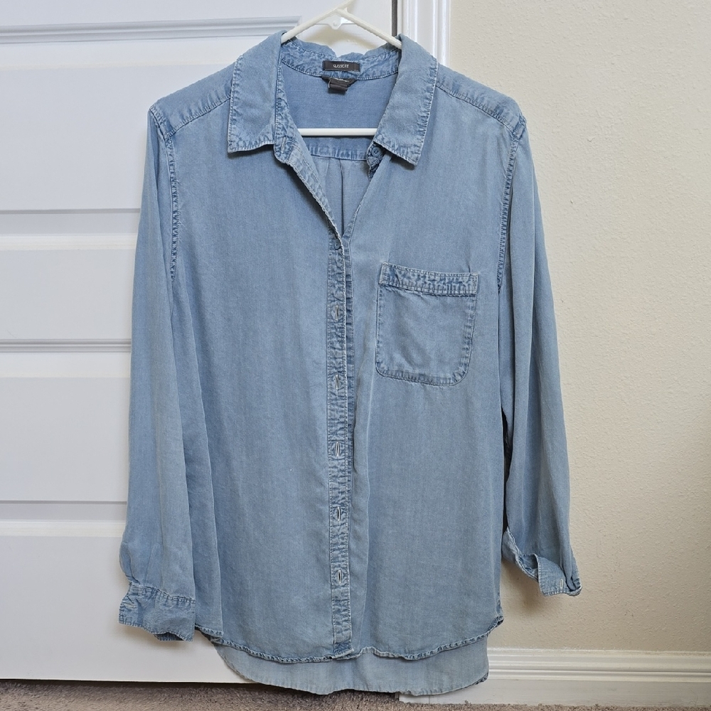 Eddie Bauer Buttery Soft Button Down